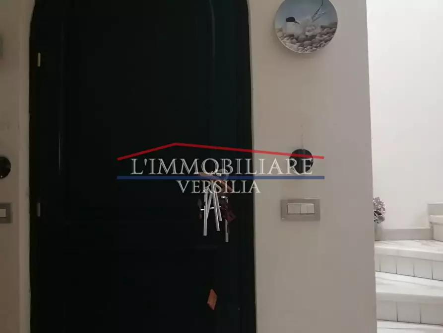 Immagine 20 di Casa semindipendente in vendita  a Massa
