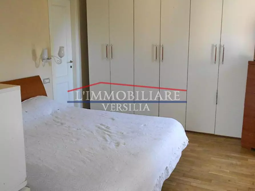 Immagine 37 di Casa semindipendente in vendita  a Massa