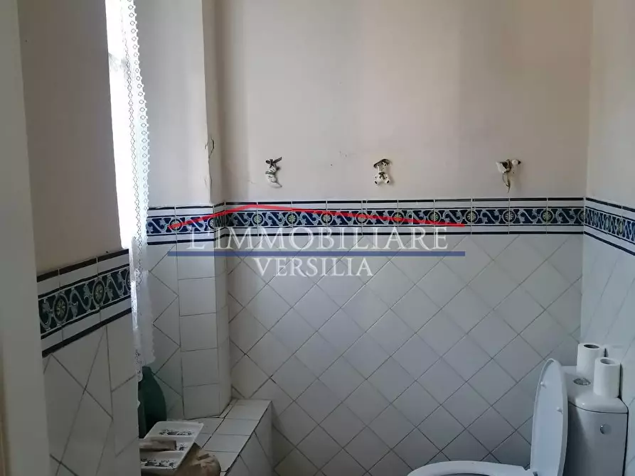 Immagine 53 di Casa semindipendente in vendita  a Massa