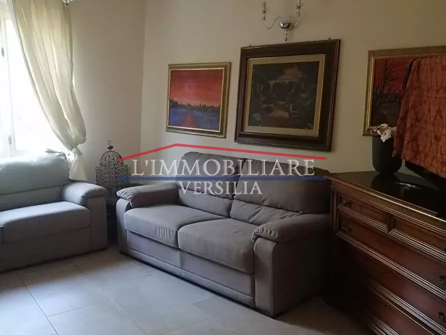 Immagine 14 di Casa semindipendente in vendita  a Massa