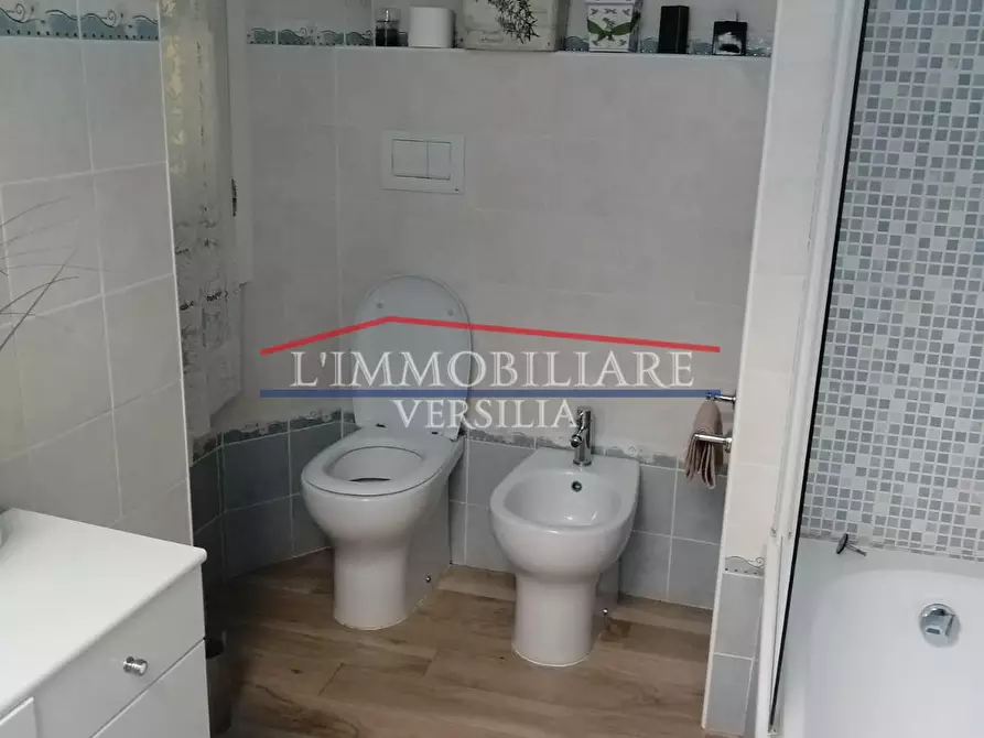 Immagine 32 di Casa semindipendente in vendita  a Massa