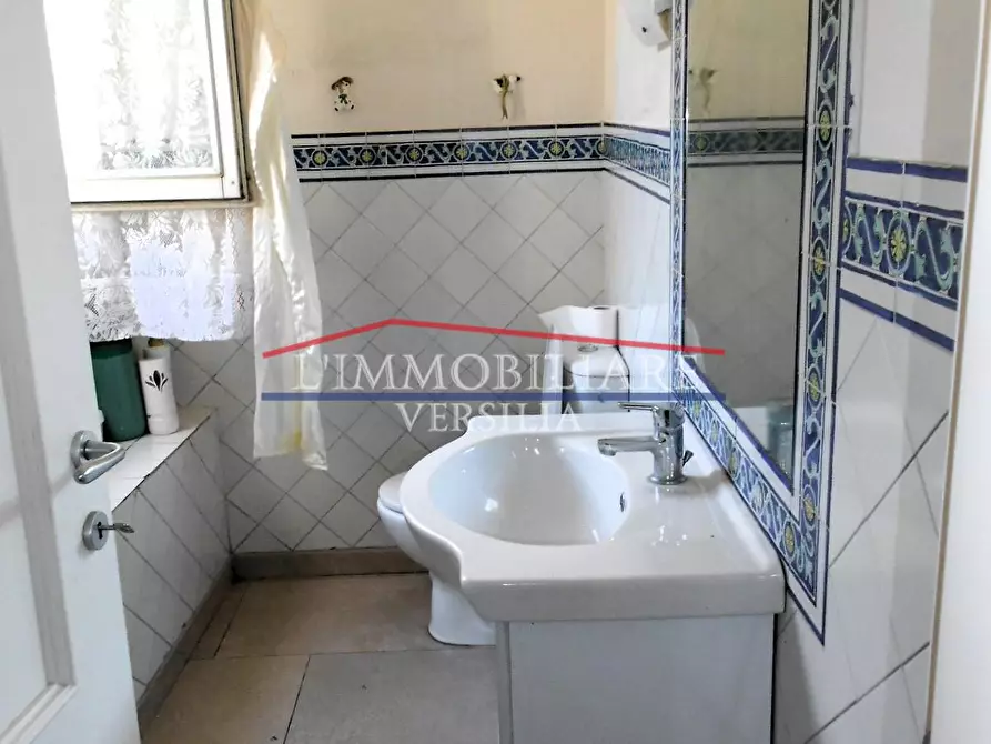 Immagine 19 di Casa semindipendente in vendita  a Massa