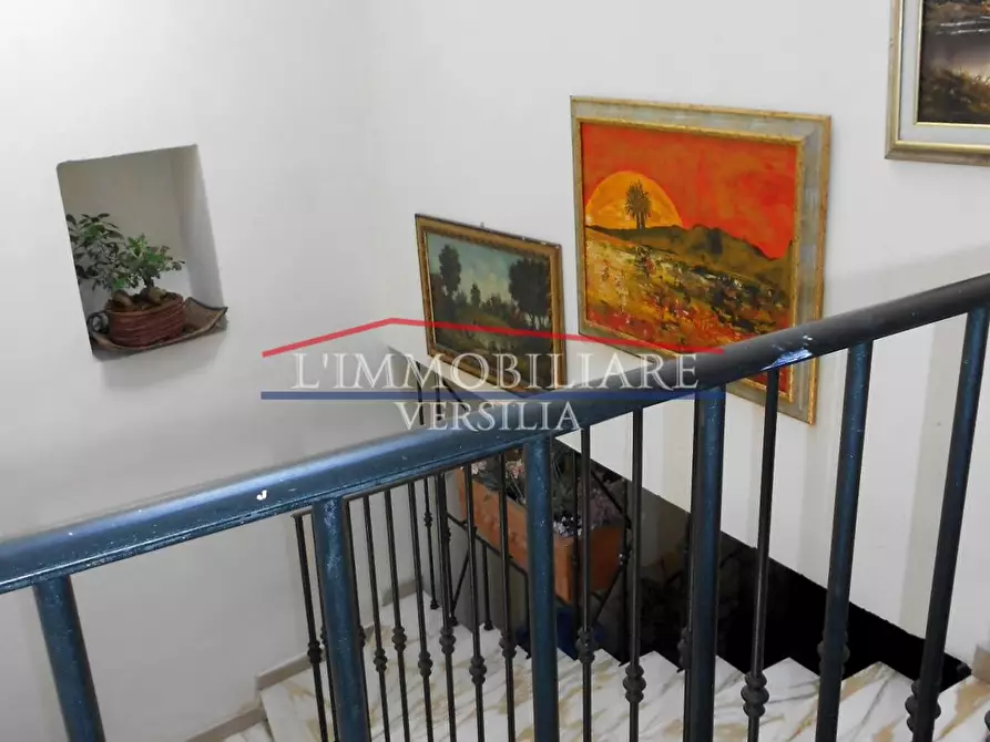 Immagine 25 di Casa semindipendente in vendita  a Massa