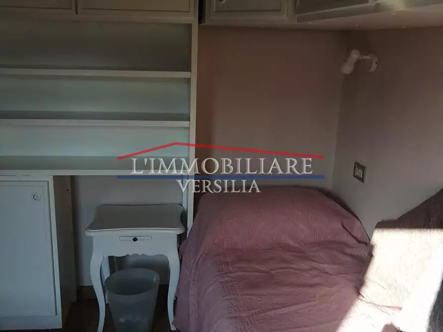 Immagine 51 di Casa semindipendente in vendita  a Massa