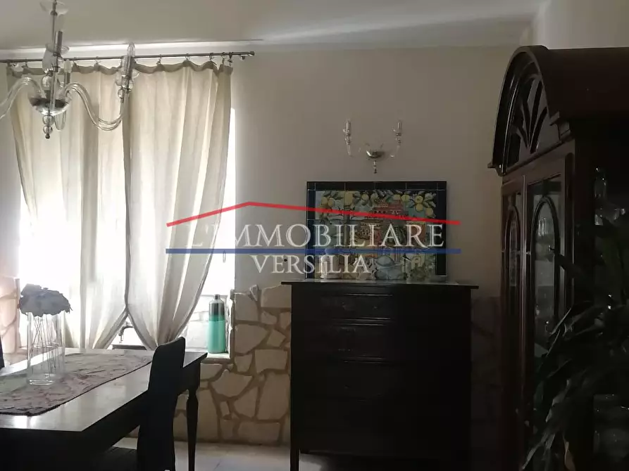 Immagine 7 di Casa semindipendente in vendita  a Massa