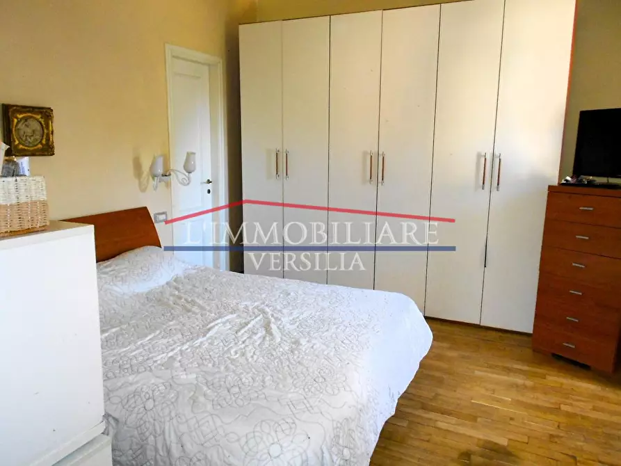 Immagine 35 di Casa semindipendente in vendita  a Massa