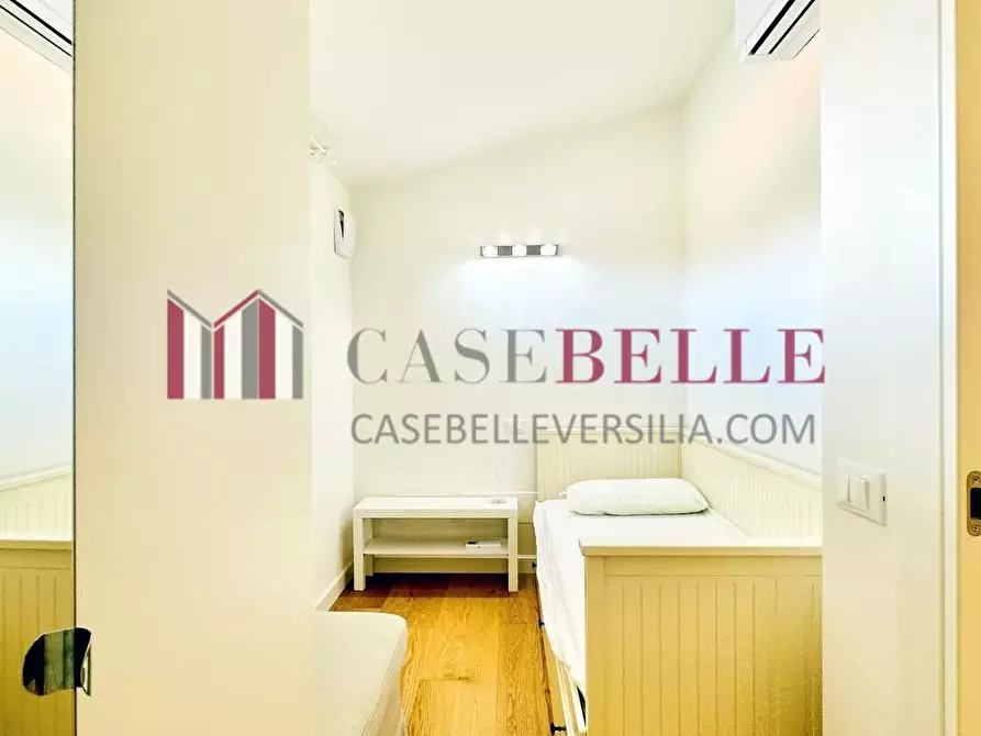 Immagine 21 di Appartamento in affitto  a Forte Dei Marmi