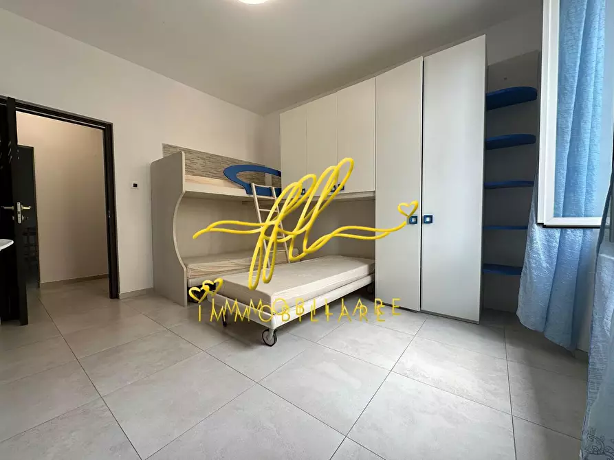 Immagine 10 di Appartamento in vendita  a Livorno