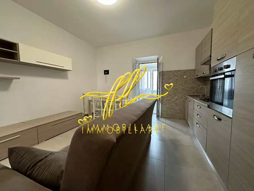 Immagine 4 di Appartamento in vendita  a Livorno