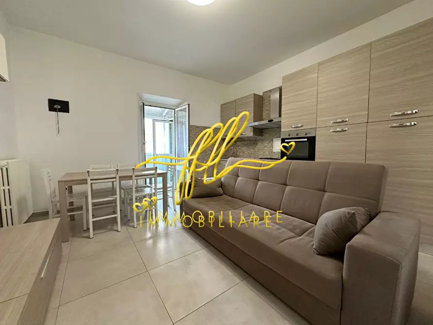 Immagine 2 di Appartamento in vendita  a Livorno