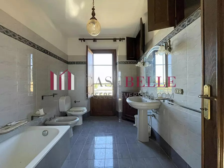 Immagine 36 di Casa bifamiliare in vendita  a Camaiore