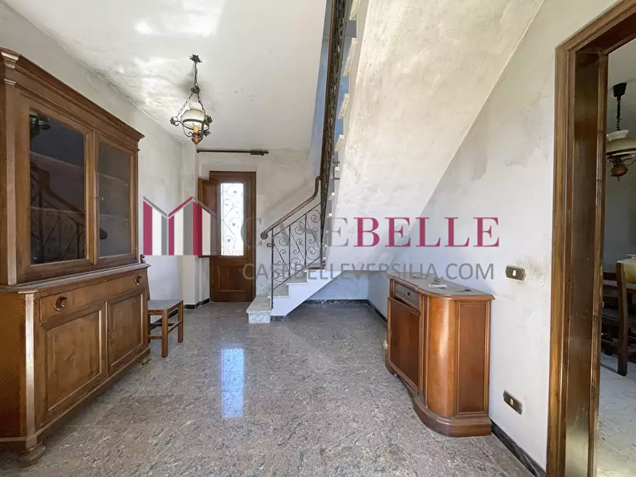 Immagine 2 di Casa bifamiliare in vendita  a Camaiore