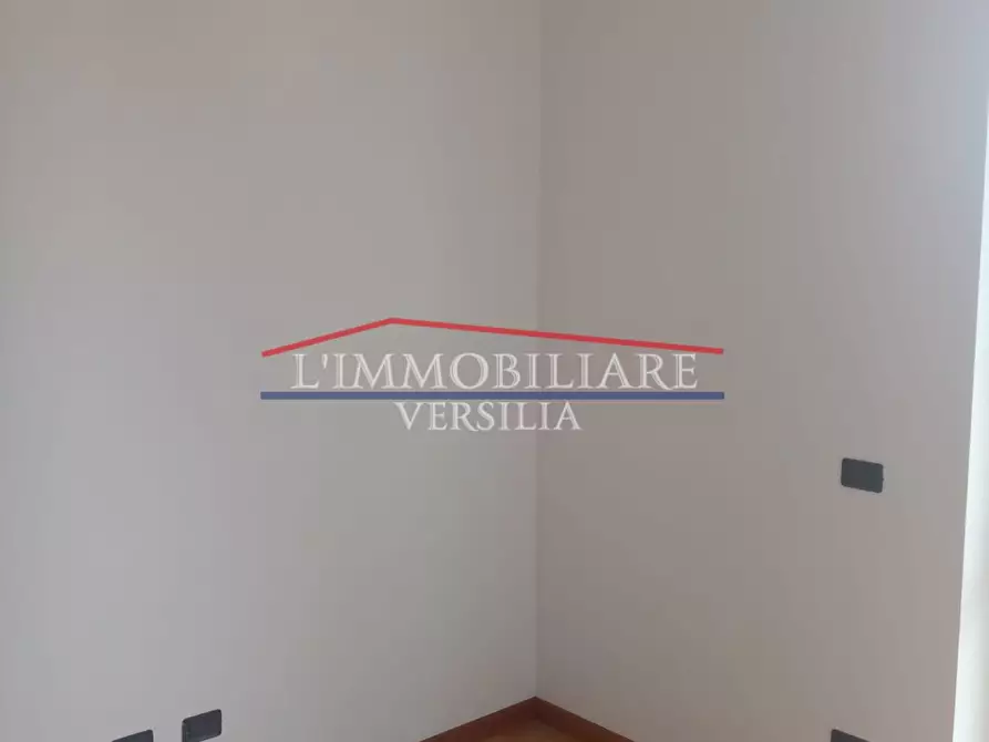 Immagine 26 di Villetta a schiera in vendita  a Carrara