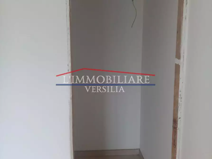Immagine 13 di Villetta a schiera in vendita  a Carrara