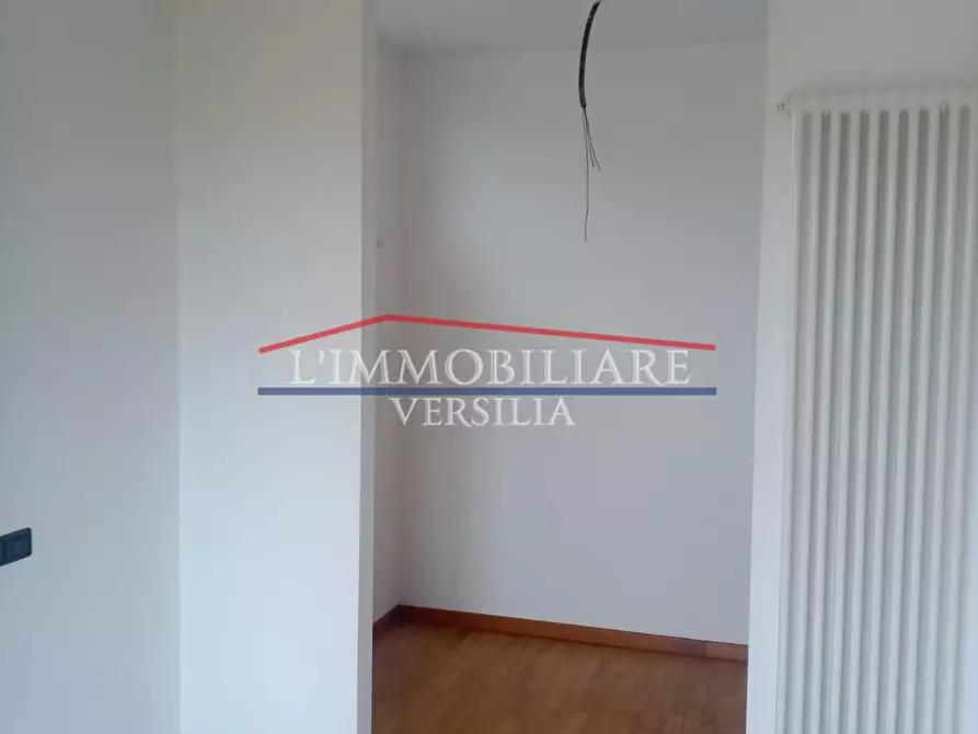 Immagine 23 di Villetta a schiera in vendita  a Carrara