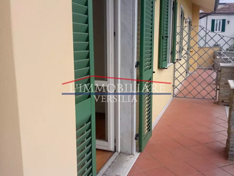 Immagine 6 di Villetta a schiera in vendita  a Carrara