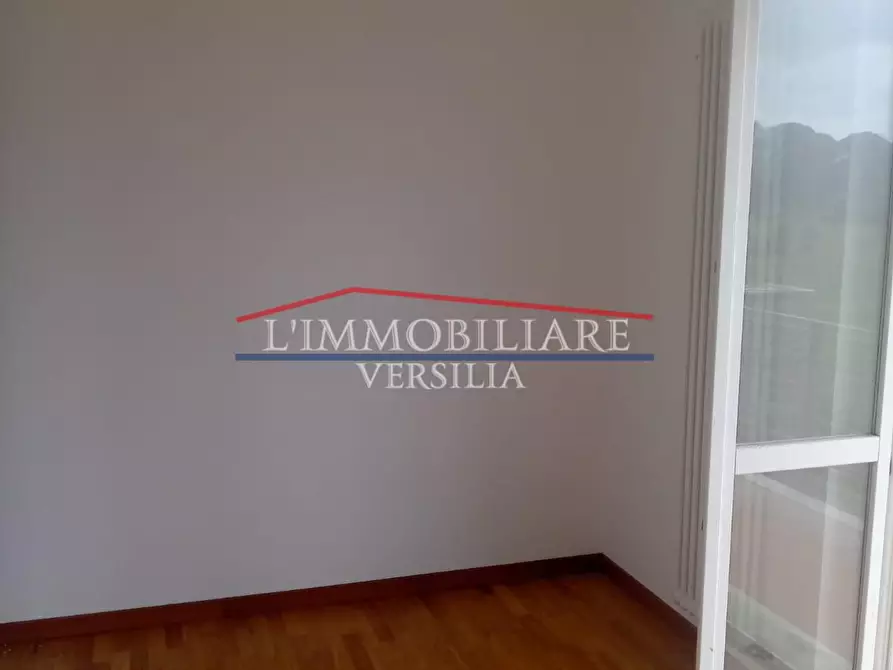 Immagine 22 di Villetta a schiera in vendita  a Carrara