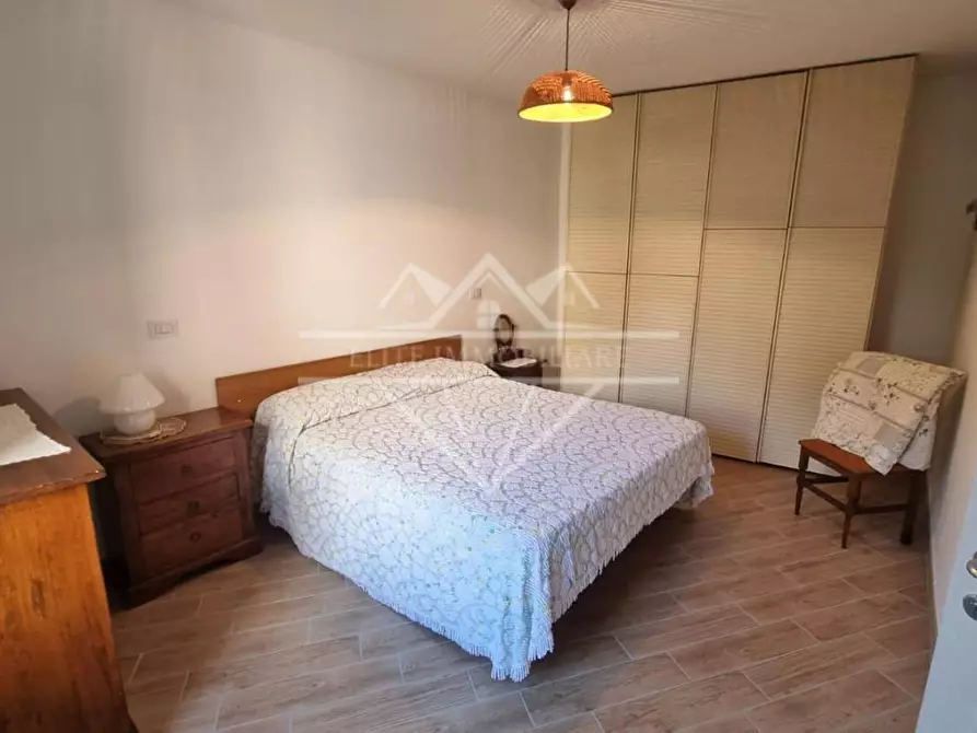 Immagine 20 di Appartamento in vendita  a Fivizzano