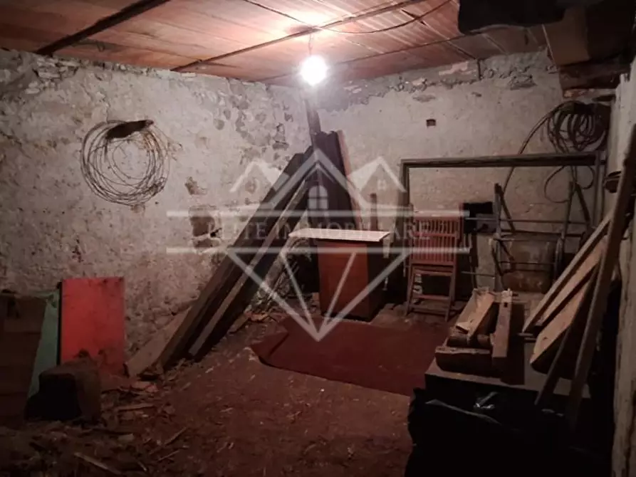 Immagine 24 di Appartamento in vendita  a Fivizzano