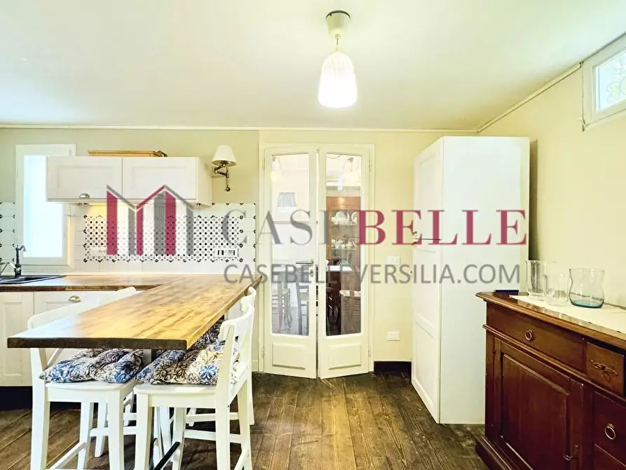 Immagine 5 di Casa semindipendente in affitto  a Forte Dei Marmi