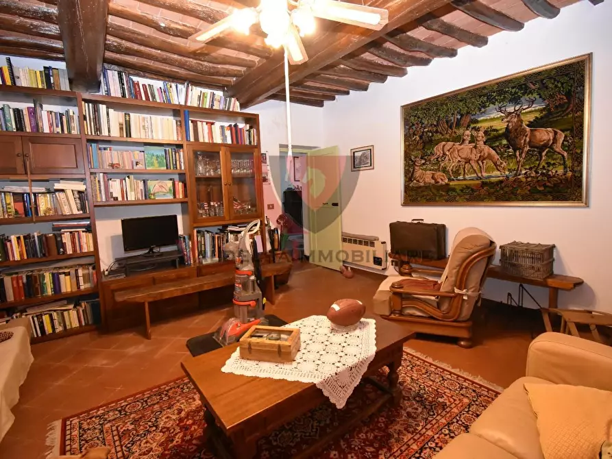 Immagine 7 di Appartamento in vendita  a San Gimignano