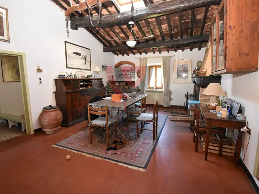 Immagine 3 di Appartamento in vendita  a San Gimignano