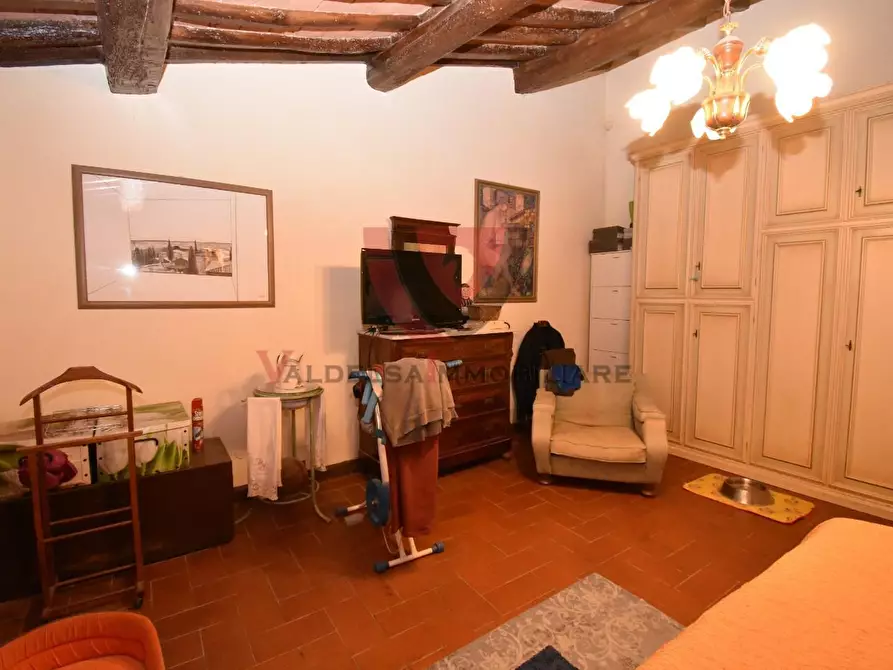 Immagine 20 di Appartamento in vendita  a San Gimignano