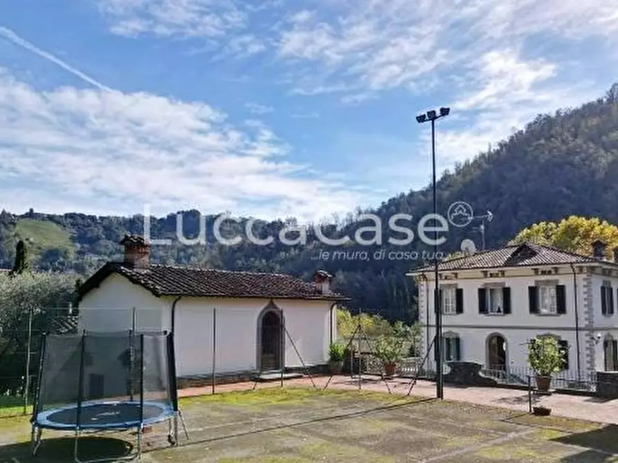 Immagine 24 di Villa in vendita  a Bagni Di Lucca