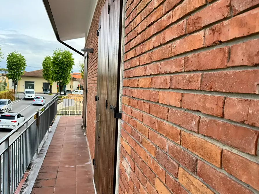 Immagine 56 di Appartamento in vendita  a Forte Dei Marmi