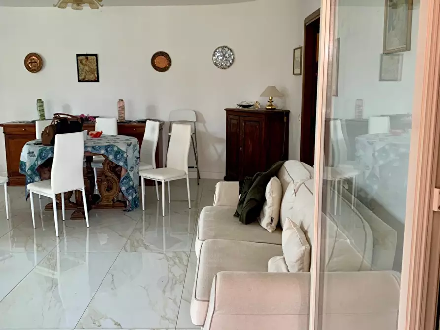 Immagine 13 di Appartamento in vendita  a Forte Dei Marmi