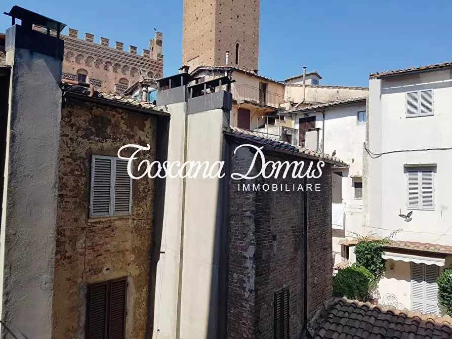 Immagine 18 di Appartamento in vendita  a Siena