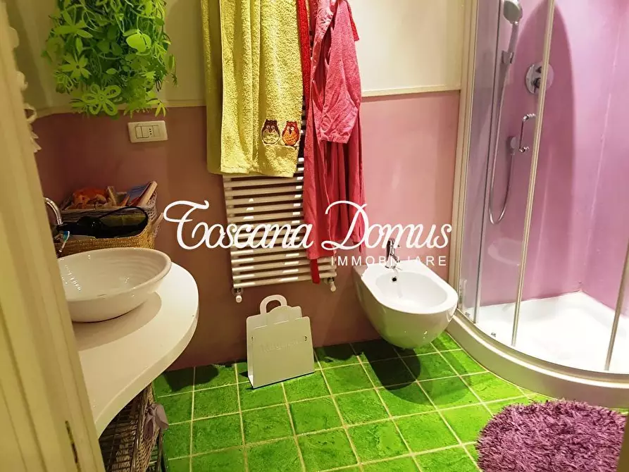 Immagine 24 di Appartamento in vendita  a Siena