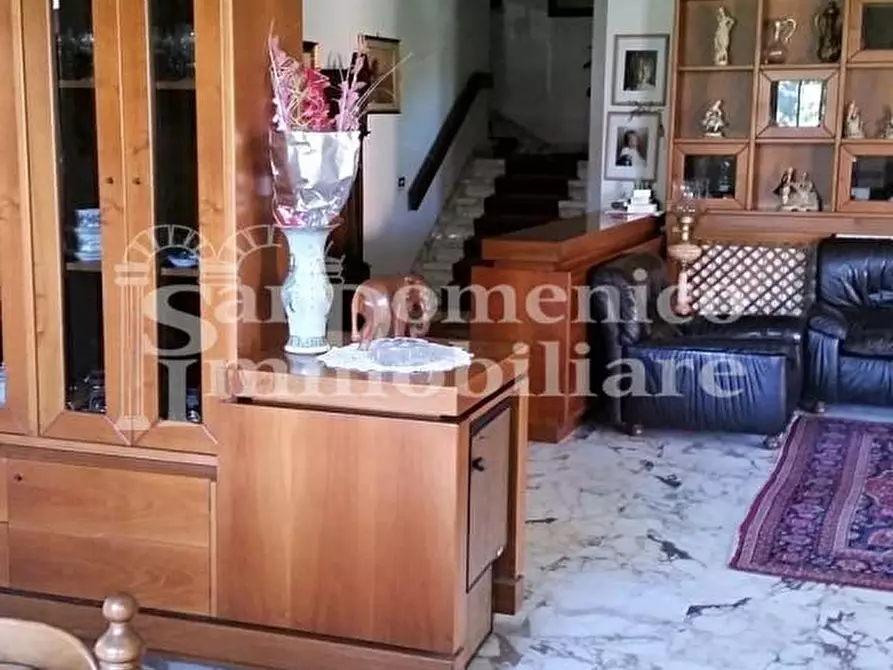 Immagine 5 di Villa in vendita  a Cascina