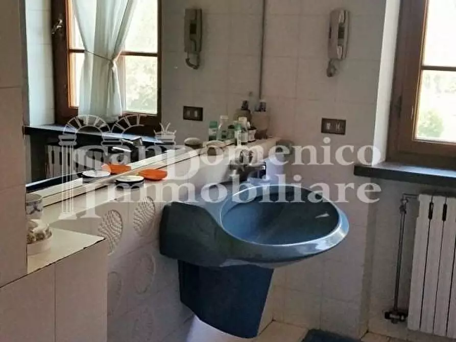 Immagine 22 di Villa in vendita  a Cascina