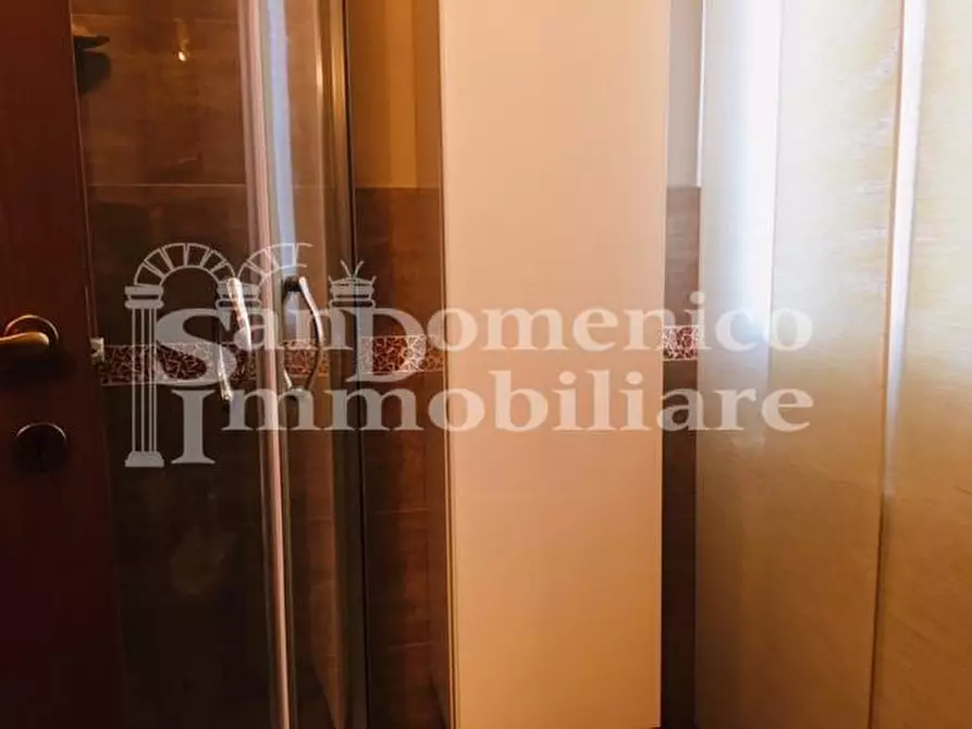 Immagine 11 di Villetta a schiera in vendita  a Calcinaia