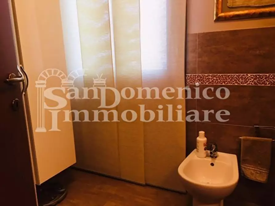 Immagine 9 di Villetta a schiera in vendita  a Calcinaia