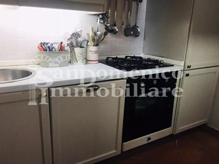 Immagine 5 di Villetta a schiera in vendita  a Calcinaia