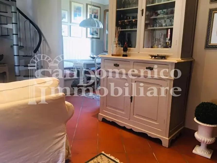 Immagine 2 di Villetta a schiera in vendita  a Calcinaia