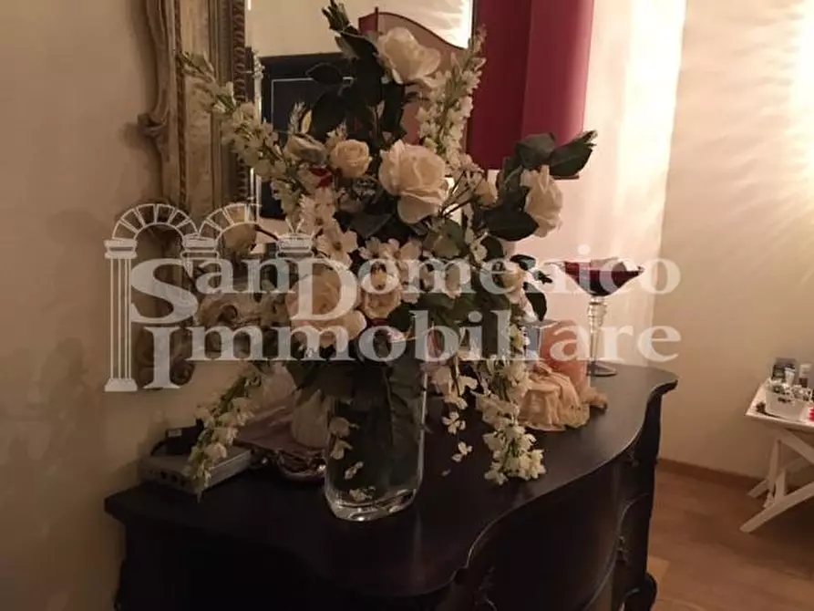 Immagine 21 di Villa in vendita  a Cascina