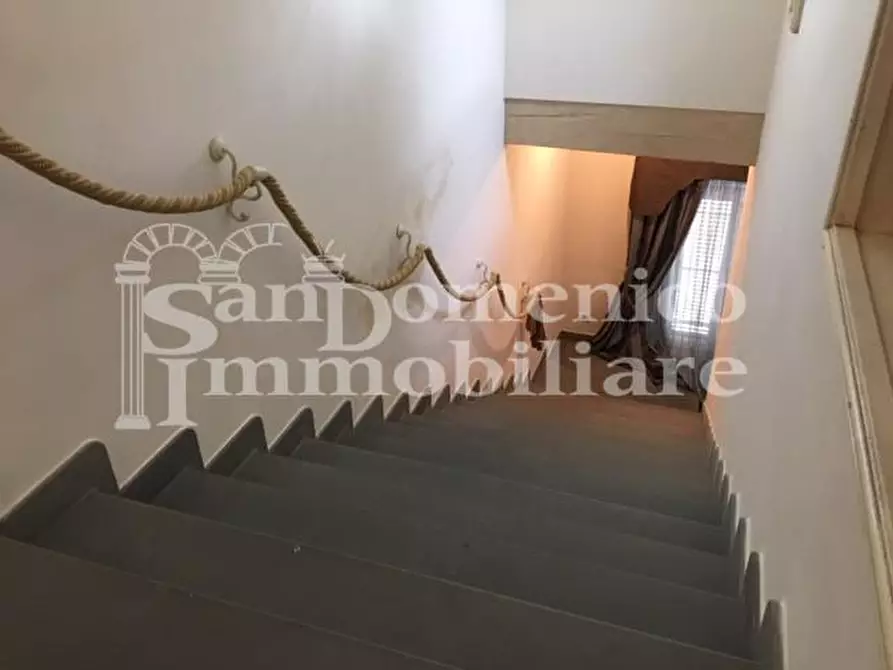 Immagine 36 di Villa in vendita  a Cascina