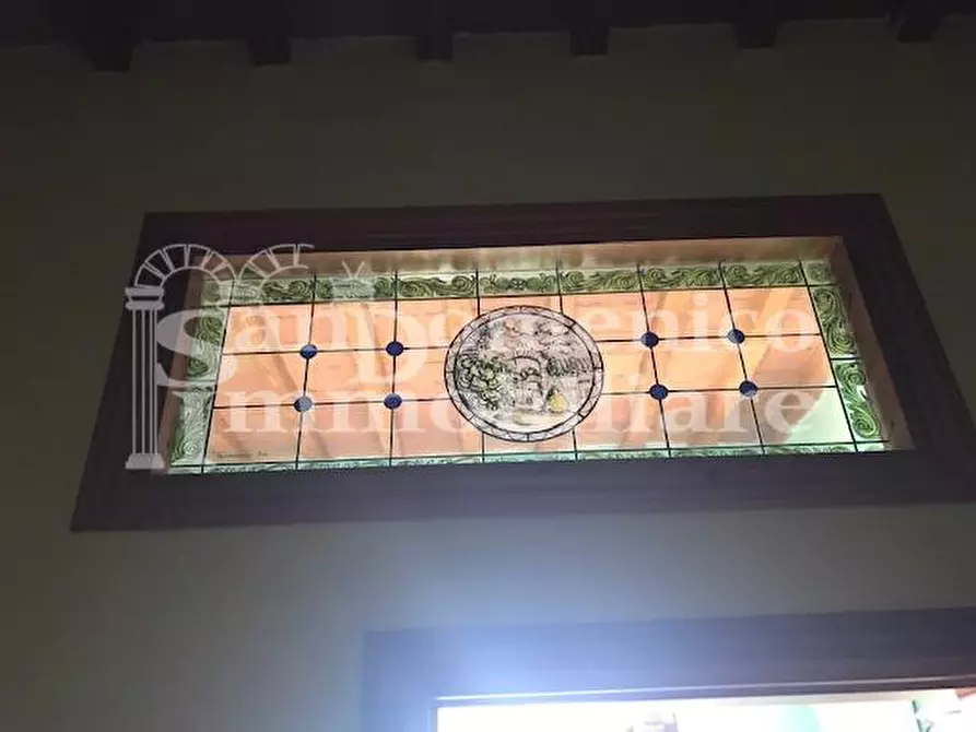 Immagine 38 di Villa in vendita  a Cascina