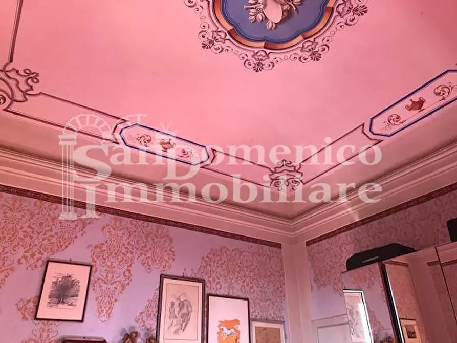 Immagine 35 di Villa in vendita  a Cascina