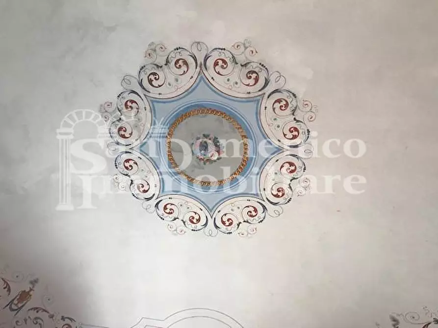 Immagine 34 di Villa in vendita  a Cascina