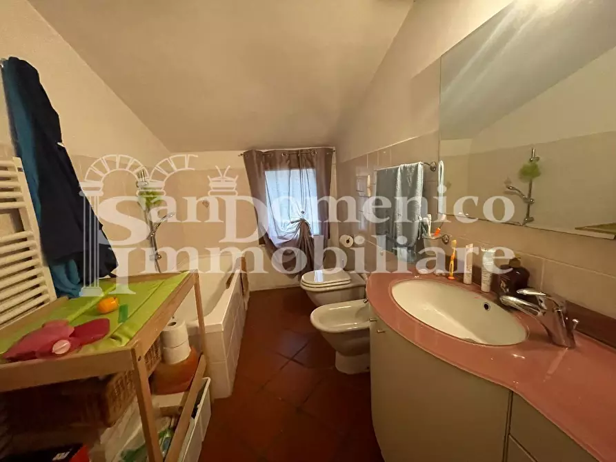 Immagine 20 di Appartamento in vendita  a Cascina