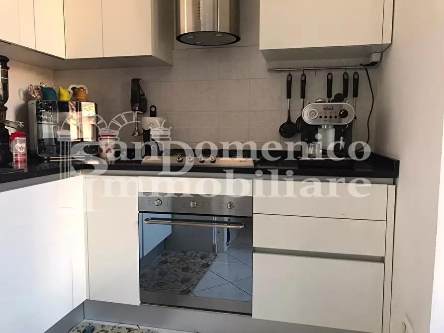 Immagine 4 di Appartamento in vendita  a Cascina