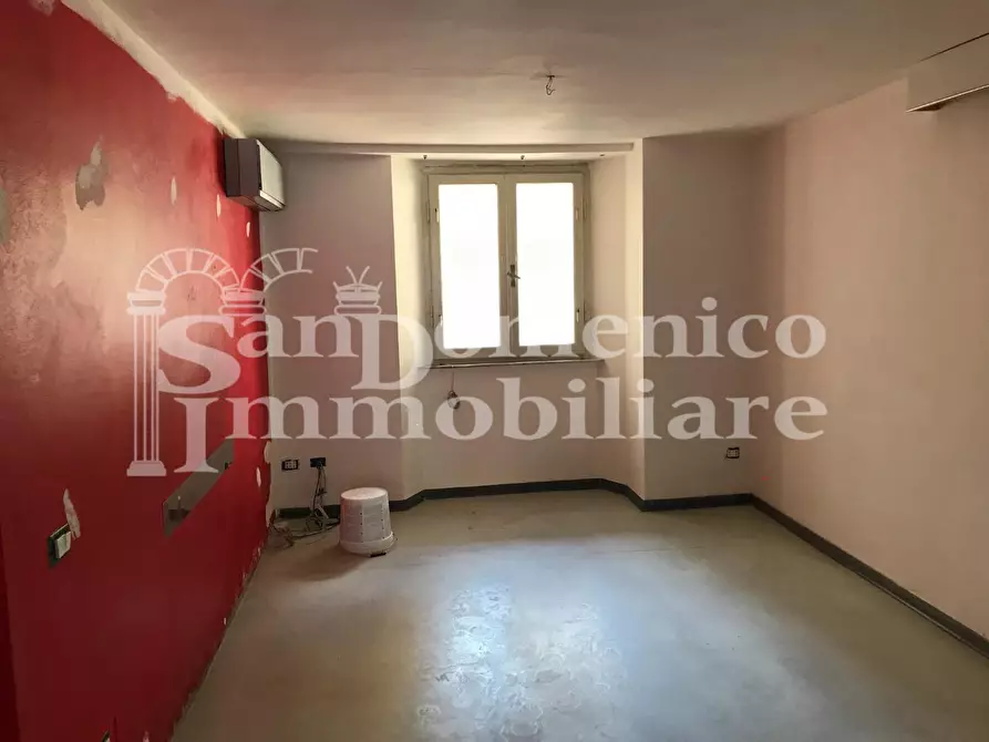 Immagine 4 di Locale commerciale in affitto  a Pisa