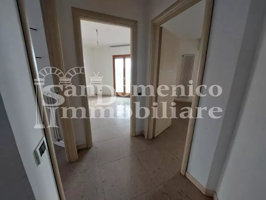 Immagine 15 di Appartamento in vendita  a Vecchiano