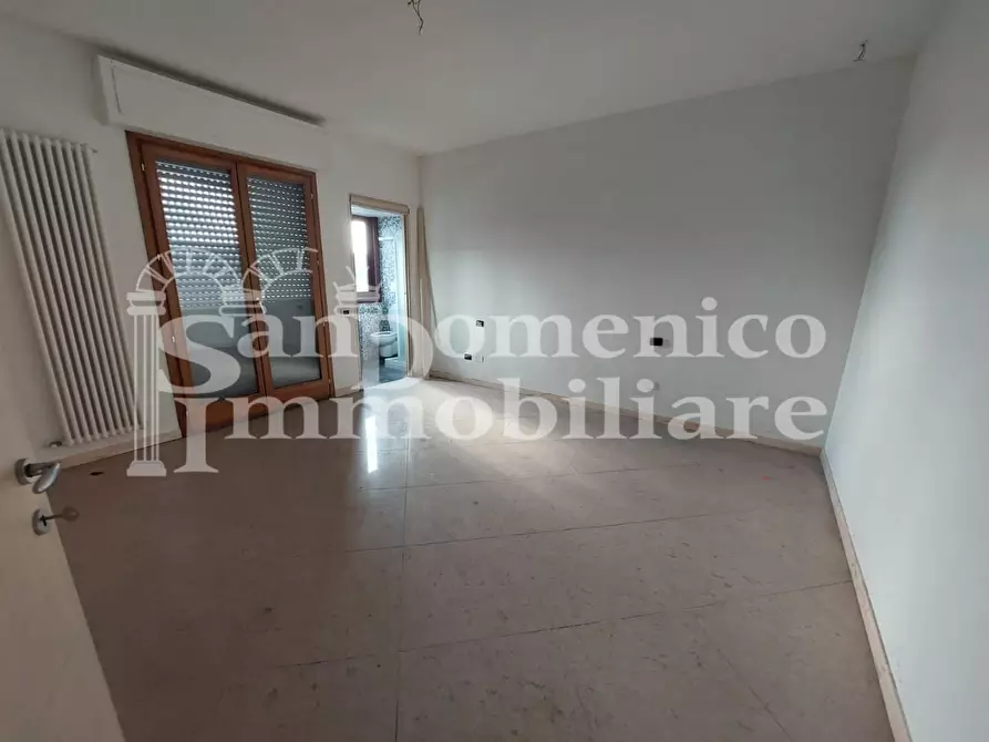 Immagine 12 di Appartamento in vendita  a Vecchiano