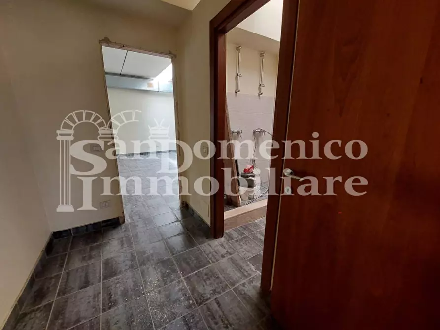 Immagine 12 di Ufficio in vendita  a Pisa