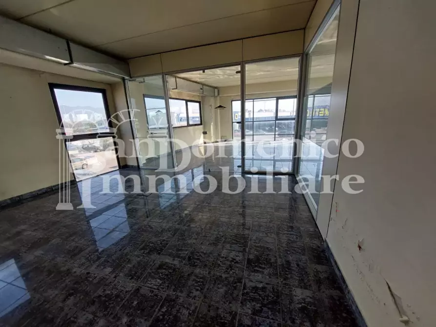 Immagine 28 di Ufficio in vendita  a Pisa